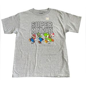 NINTENDO SUPER MARIO JUNIORS SHORT SLEEVES GRAPHIC TSHIRT.  UNISEX.  XL